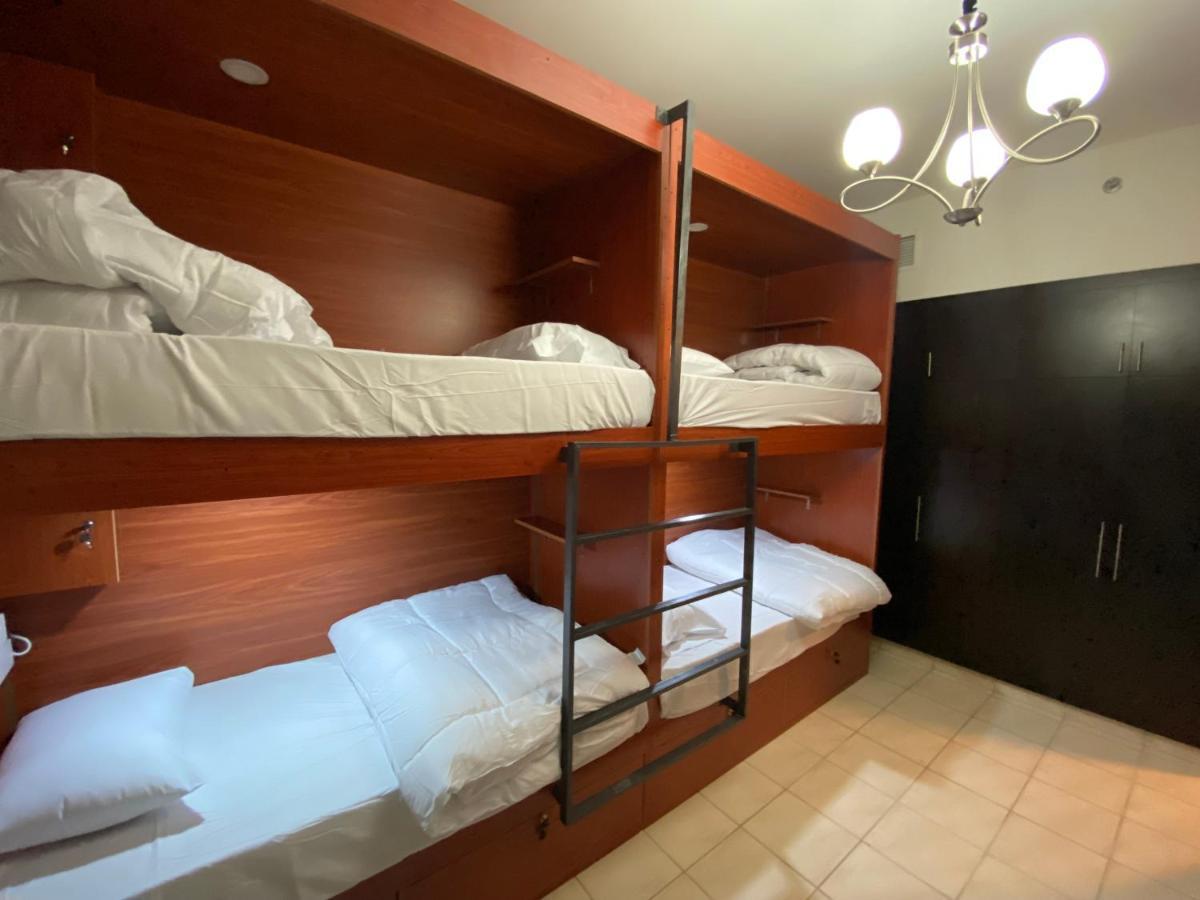 Elegance Hostel Dubai Buitenkant foto