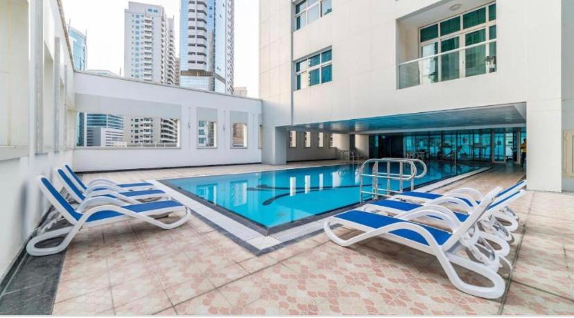 Elegance Hostel Dubai Buitenkant foto